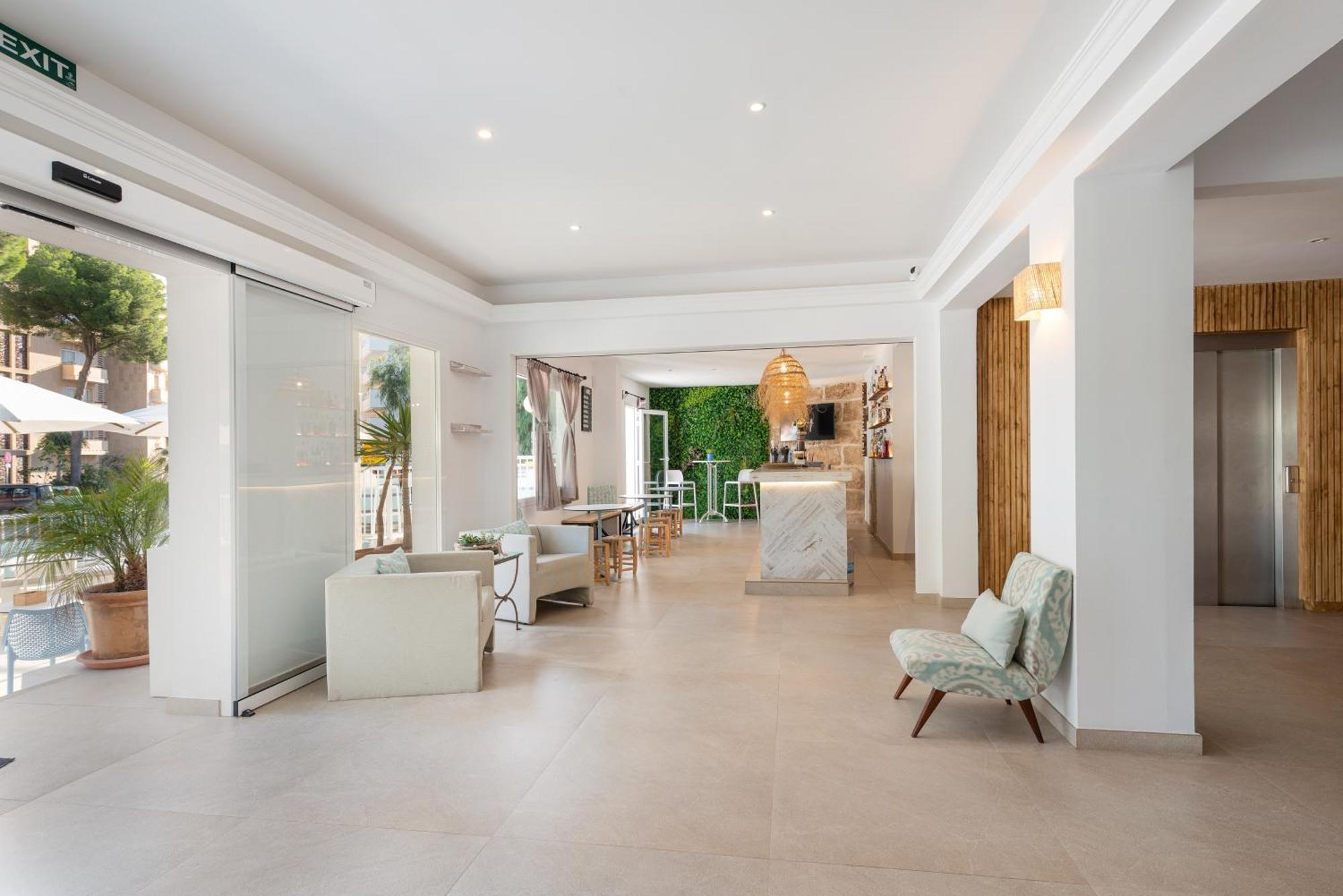 Villa Real Club Apartments Camp De Mar Luaran gambar